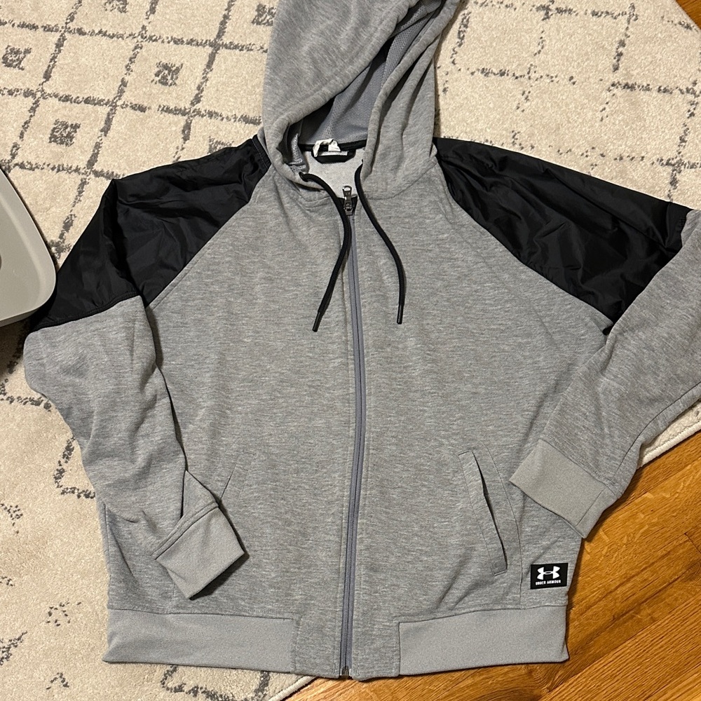 Under Armour Woman’s Heather Gray and Black Zip-Up Hoodie